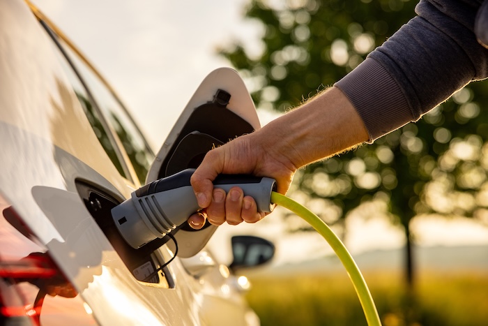 charging ev