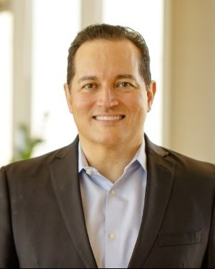 Edward Fernandez