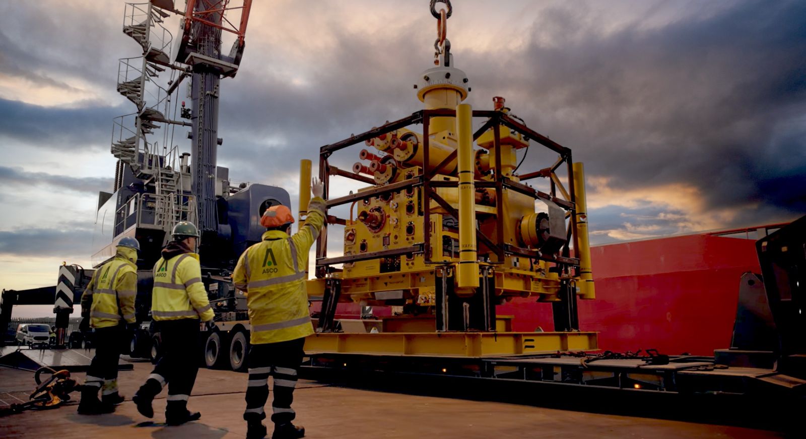 lifting onto ship