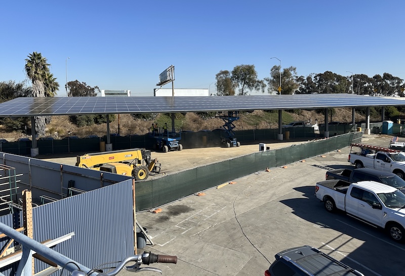 solar charging EV