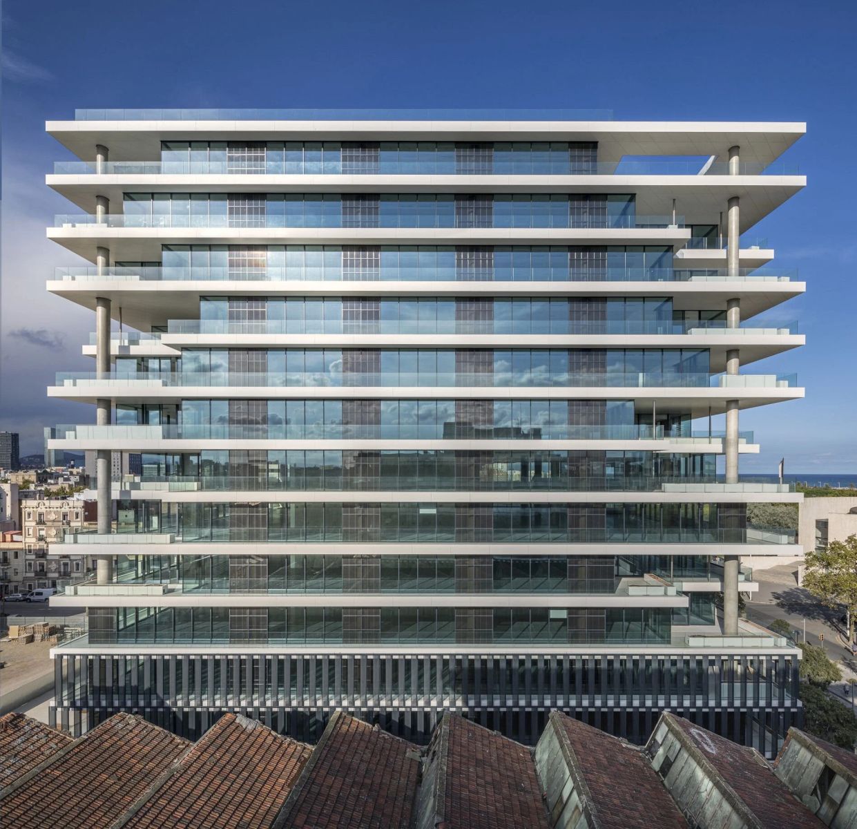 Photo 1. Frontal view of main building. Sea Towers complex in Barcelona, Spain.