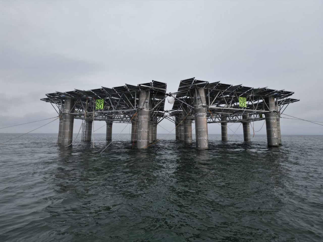 side view ocean solar