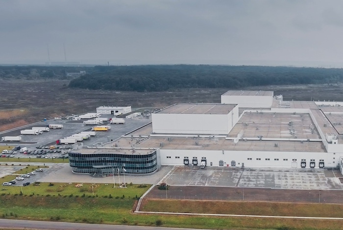 out of focus aerial shot of building