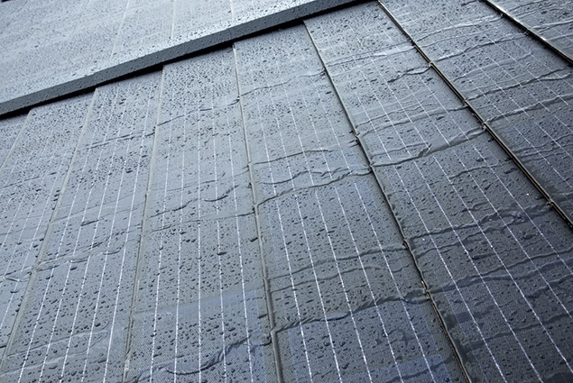 water drops on roof