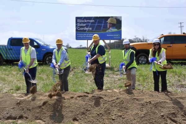 shovels and hardhats