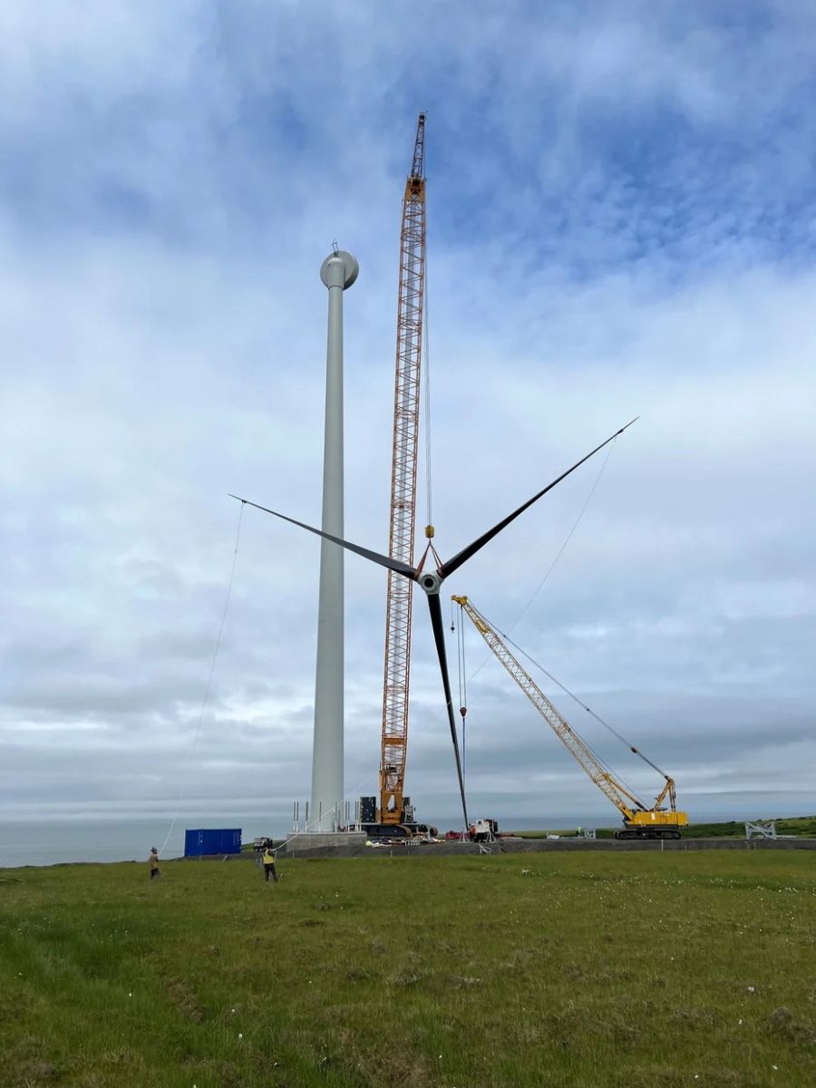 vertical wind