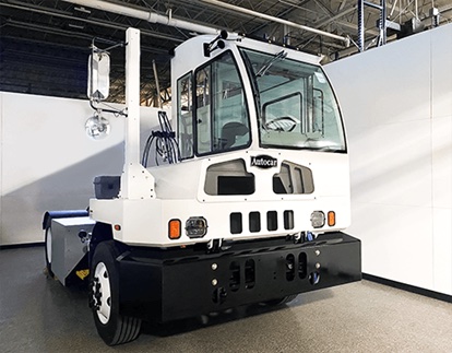  battery-electric terminal tractor
