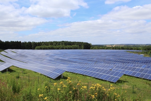 Lightstar and Detroit Achieve Milestone in Renewable Energy with Phase 2 Solar Neighborhoods Initiative