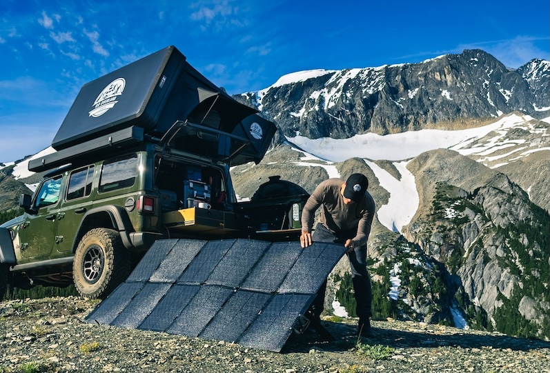 BLUETTI Debuts SORA 500 Portable Solar Panel in the U.S. for Peak RV Season
